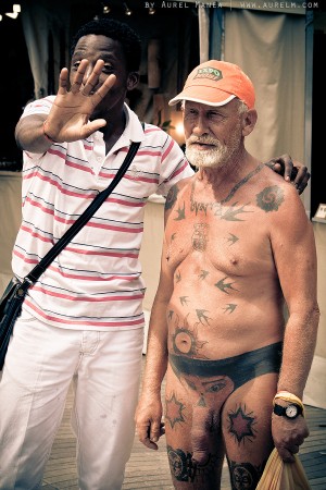 Barcelona naked old man with tattoos 18