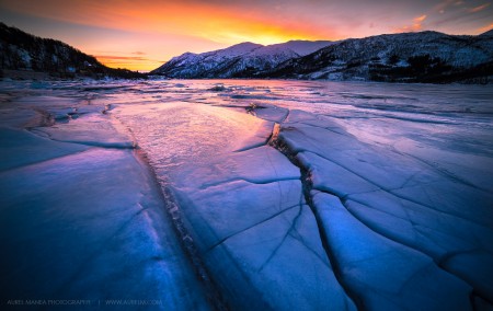 Frozen lake in Lofoten 04