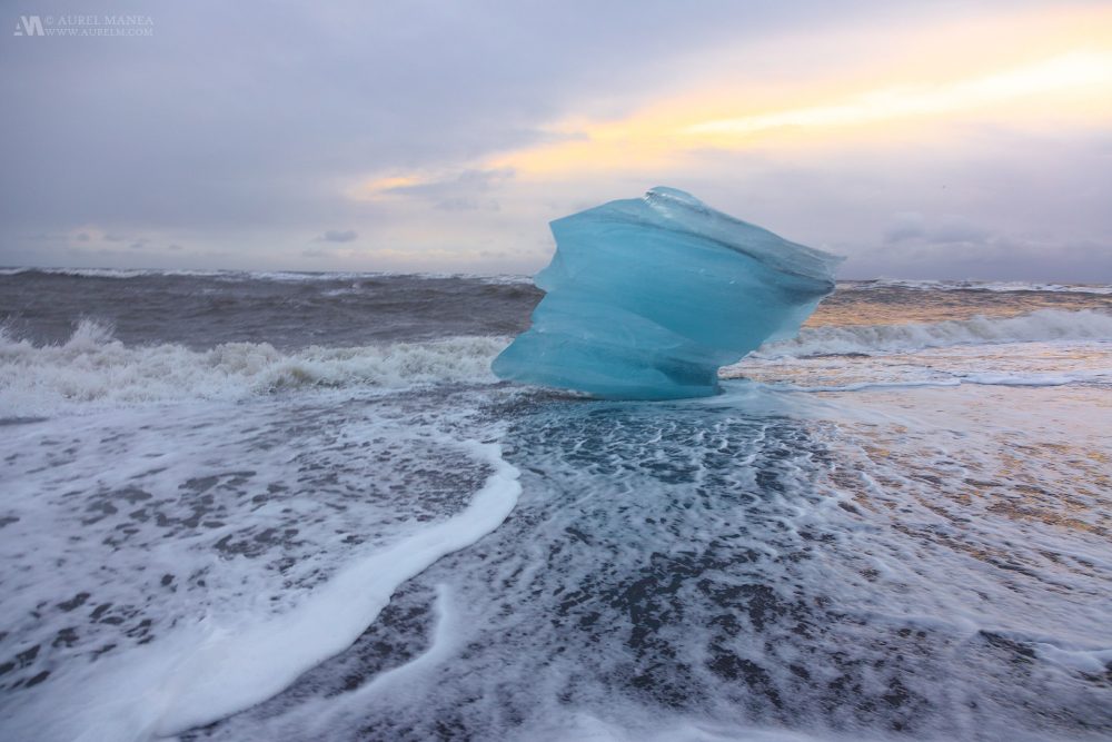 Gallery Iceland ice on the shore in Jokulsarlon 13