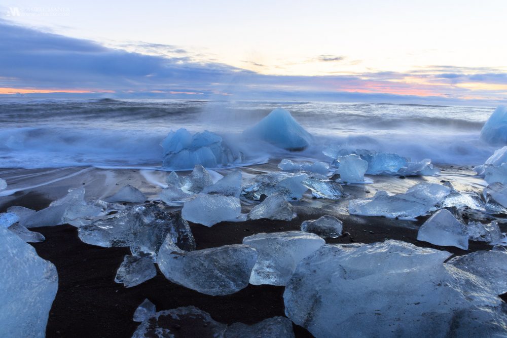 Gallery Iceland ice on the shore in Jokulsarlon 22