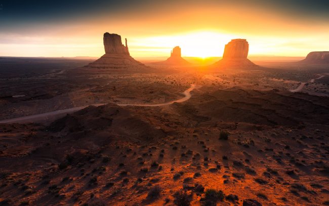 Gallery Monument Valley sunrise 02 1