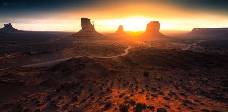 Gallery Monument Valley sunrise 02
