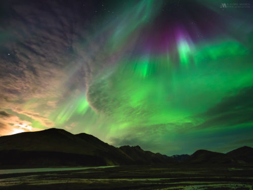 Gallery Northern lights in Iceland Highlands with moon 01