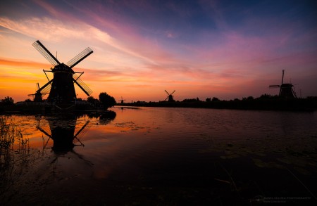 Windmills in Kinderdijk Netherlands 03