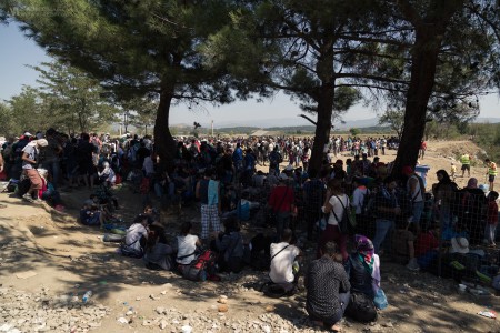 emigrants Greece Macedonia border 35