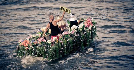 flower boat amsterdam