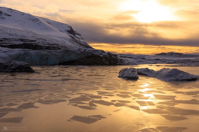 Gallery Iceland Floating ice on glacial lake 01