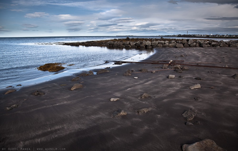 Reykjavik dark beach - DYSTALGIA : Aurel Manea photography & visuals